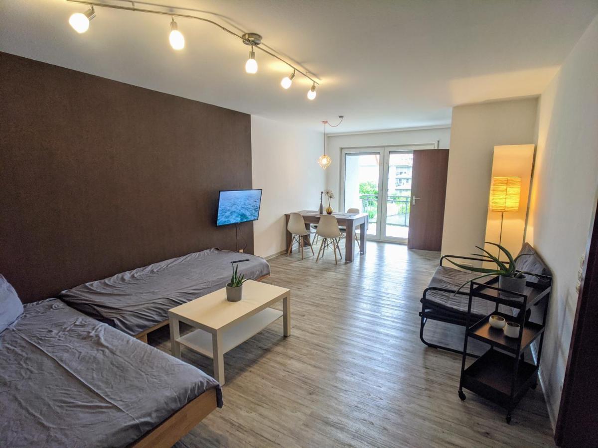 Ideale Messe/Airport Wohnung 15Min Fahrtweg Kirchheim unter Teck Esterno foto